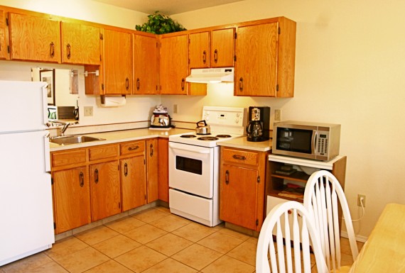 Fully equipped kitchen